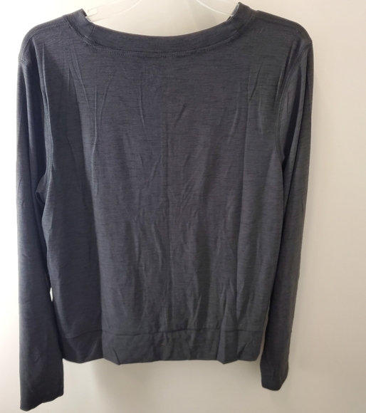 Long sleeve top - Picture 2 of 3